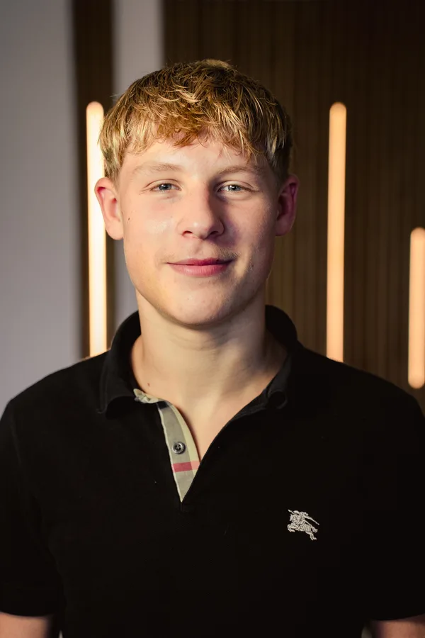Sascha, Marketing